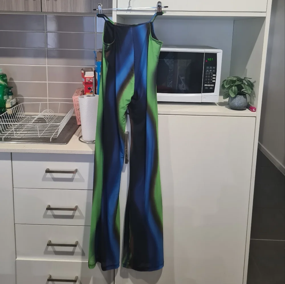 Motel x Olivia Neill Mares Flare Trouser in Solarized Green and Blue - Picture 6 of 9